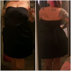sexy strapless satin dress with pockets!